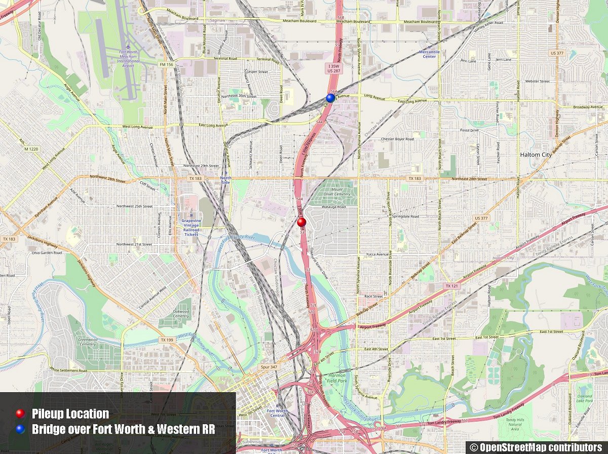 Locations of pileup bridge and preceding bridge on I-35W (OpenStreetMap)