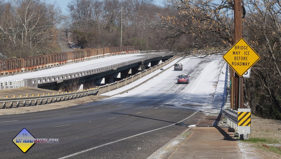 Icy bridges in Birmingham, Alabama